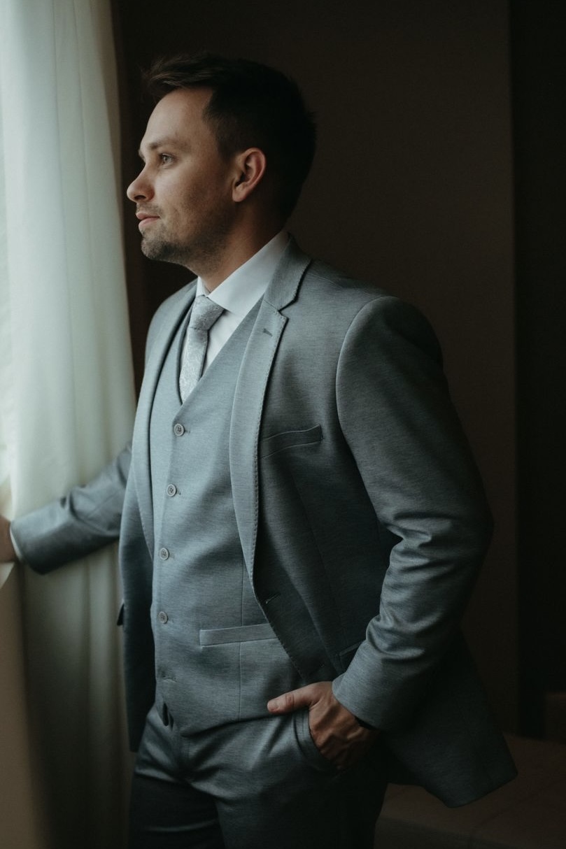 d7aafe06-9a0c-48c1-8913-c58c63319f79